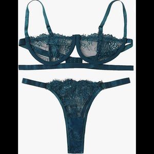 Blue/Green Lace Underwire Lingerie set size: small